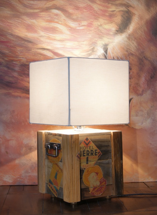 HLD02-cube-lamp-24x24x24cm