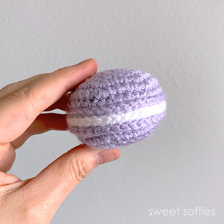 https://www.sweetsofties.com/2020/06/french-macaron.html